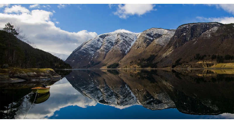 Picture of the Day: Reflecting on Mountains and Fjords