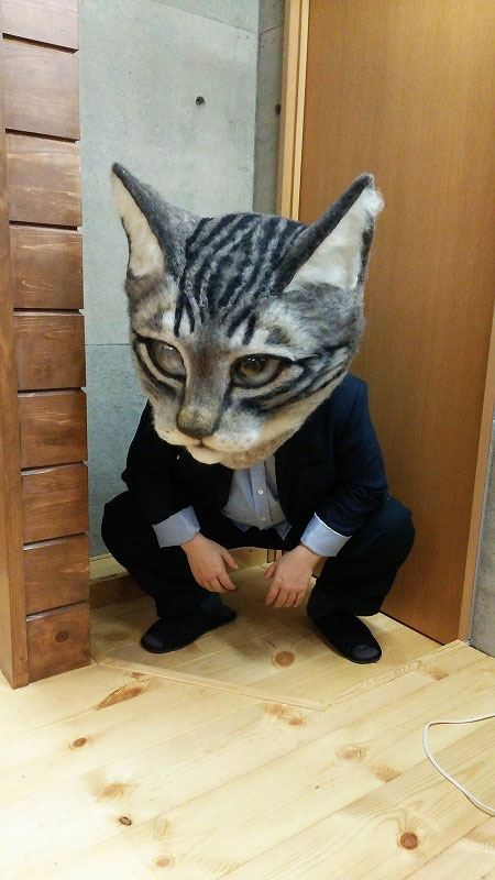giant cat head you can wear japan (15)