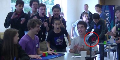 Teenager Solves Rubik's Cube in World Record Breaking 5.25 Seconds