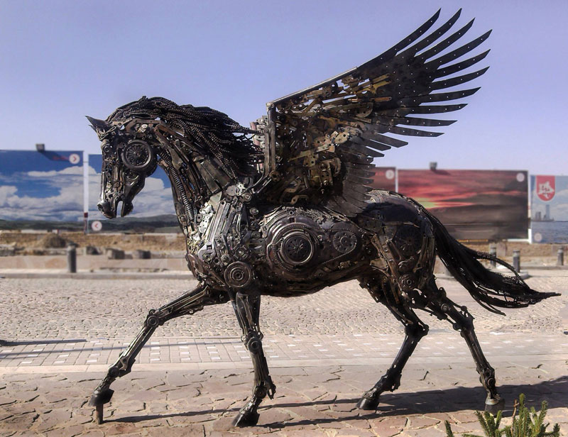 A Steampunk Pegasus Made from Scrap Metal » TwistedSifter