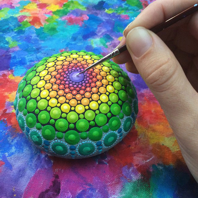 10431460 920126384711996 232909808499479467 n Artist Finds Beautiful Beach Stones and Covers Them in Tiny Dots of Paint