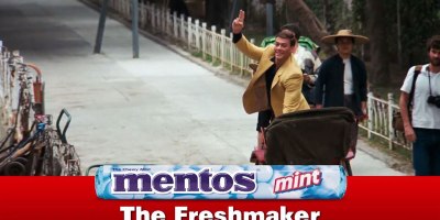 Someone Turned the Chase Scene from Bloodsport Into a Mentos Ad and it's Perfect