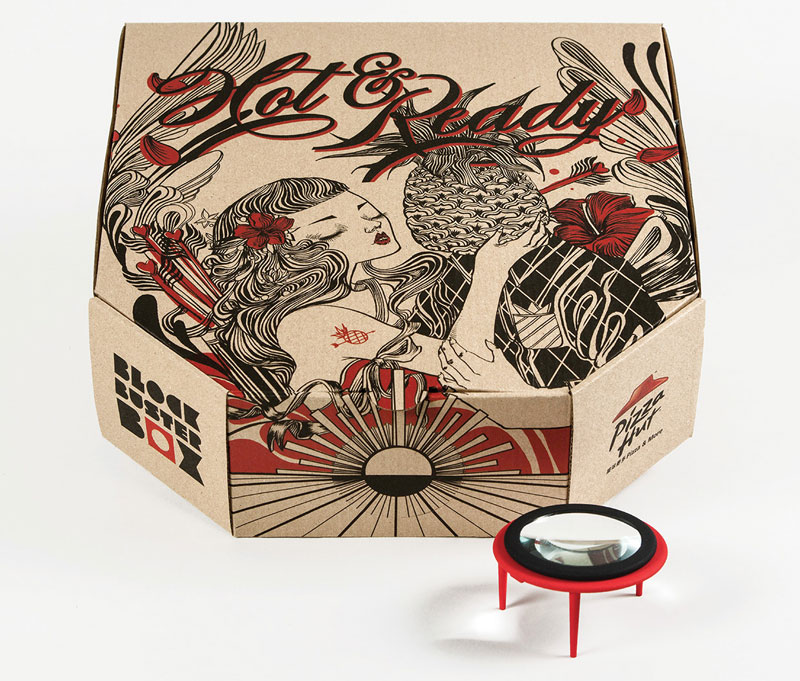 Pizza Box Turns Your Smartphone Into a Movie Projector (1)