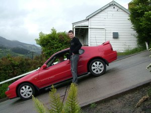 steepest residential street in the world baldwin street dunedin new zealand guiness world record 4 steepest residential street in the world baldwin street dunedin new zealand guiness world record (4)