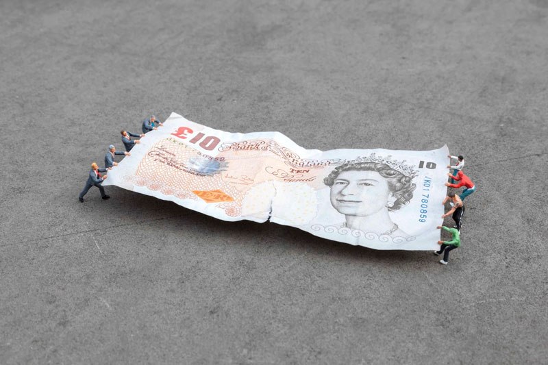 Slinkachu Website The Little People Project by Slinkachu (22 Photos) - TwistedSifter