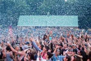 fans installations by pierre bourgault 1611 Installations at Osheaga Music and Arts Festival 2015