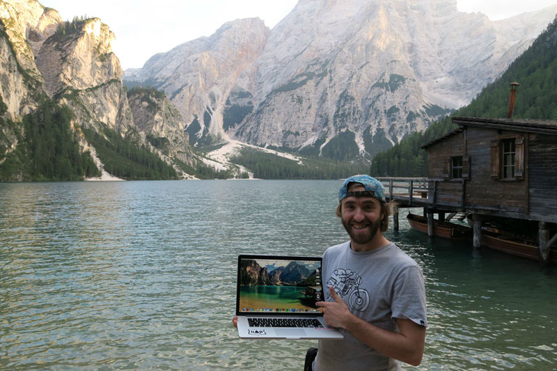 Picture of the Day: Finding Your Desktop Background In Real Life