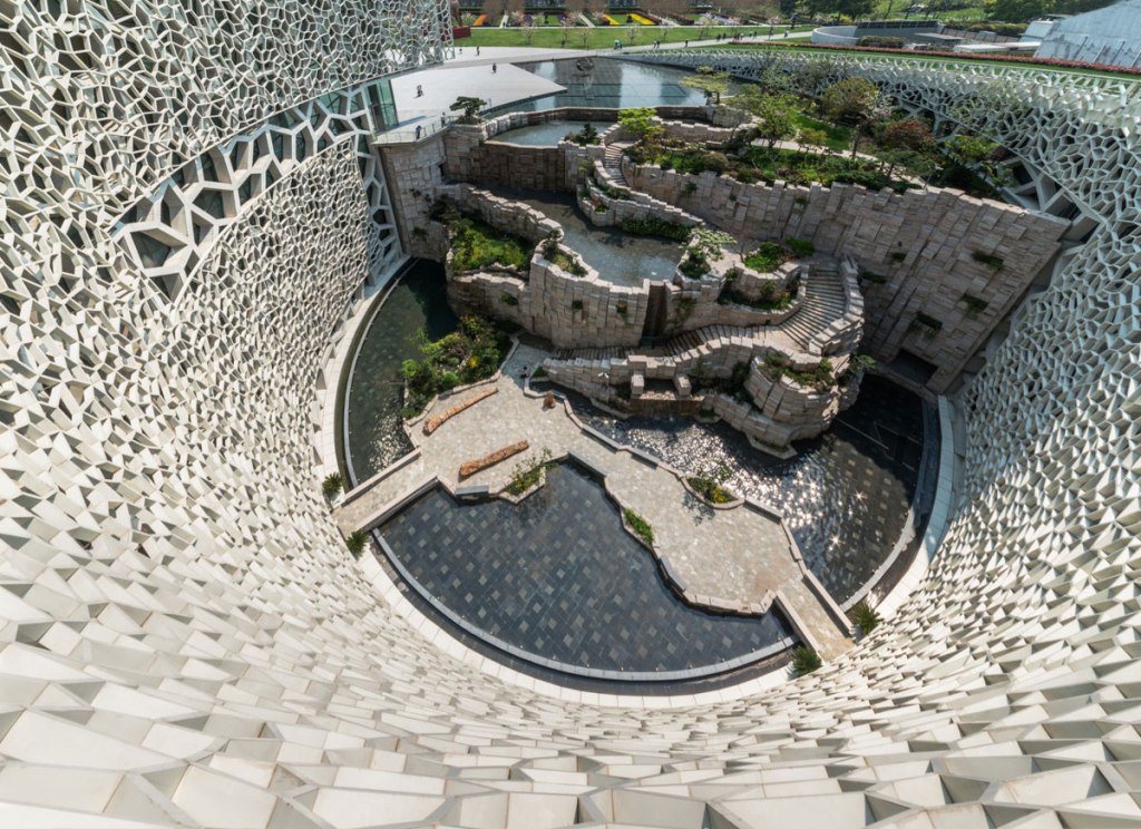 Picture of the Day: Oval Courtyard at the Shanghai Natural History Museum