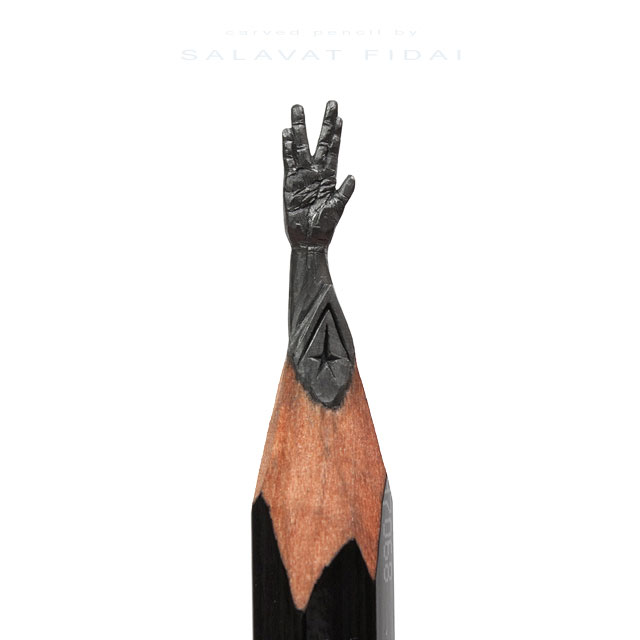 miniature sculptures carved on the tips of pencils by salavat fidai (1)