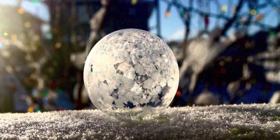 Watch What Happens When You Make Soap Bubbles in the Freezing Cold