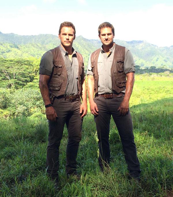 Actors and Their Stunt Doubles (8 Photos) » TwistedSifter