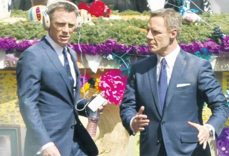 Actors and Their Stunt Doubles (8 Photos) - TwistedSifter