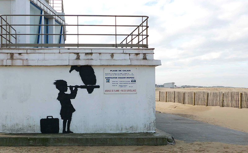 Banksy Mural of Steve Jobs Highlights Refugee Crisis (1)
