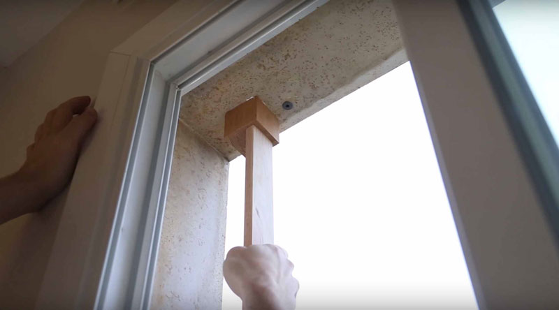 guy makes diy periscope so he can see eiffel tower from bed (10)