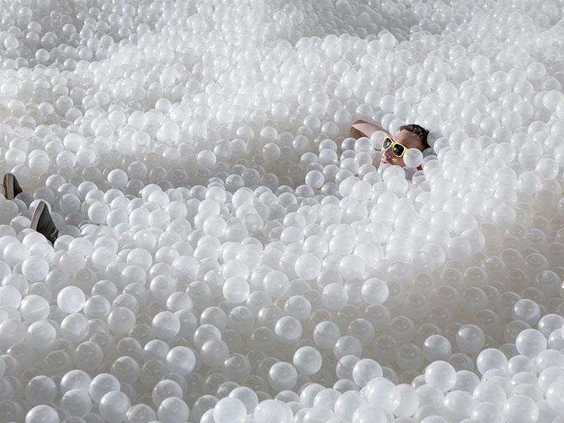 national building museum ball pit by snarkitecture (5)