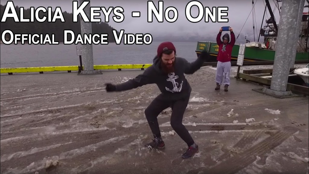 If You Need to Brighten Your Day Just Watch This Guy Dance His Heart Out to Alicia Keys