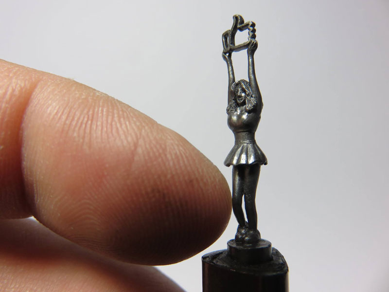 alphabet carved into mechanical pencil lead by chien chu lee (7)