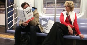 guy goes on subway with fake book covers and records peoples reactions1 guy goes on subway with fake book covers and records peoples reactions