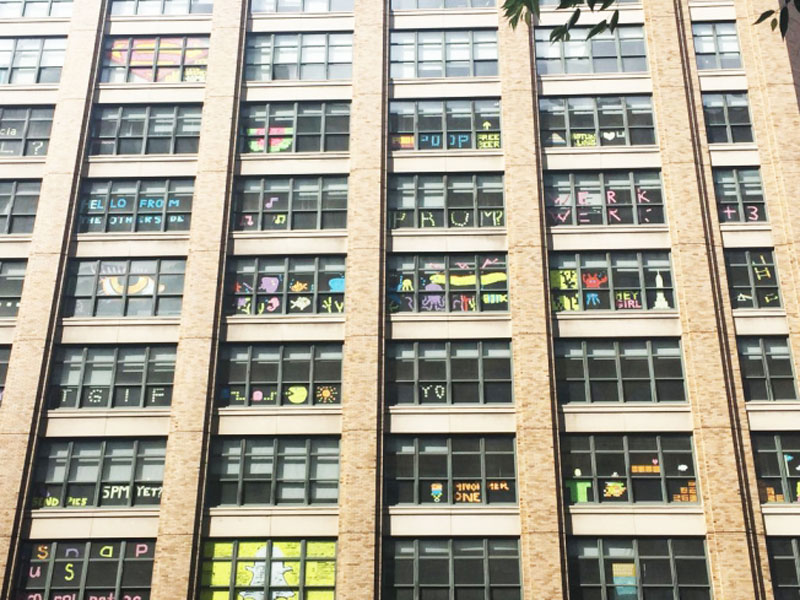 Two Buildings Were Having an Epic Post-It War Until This Happened (12)