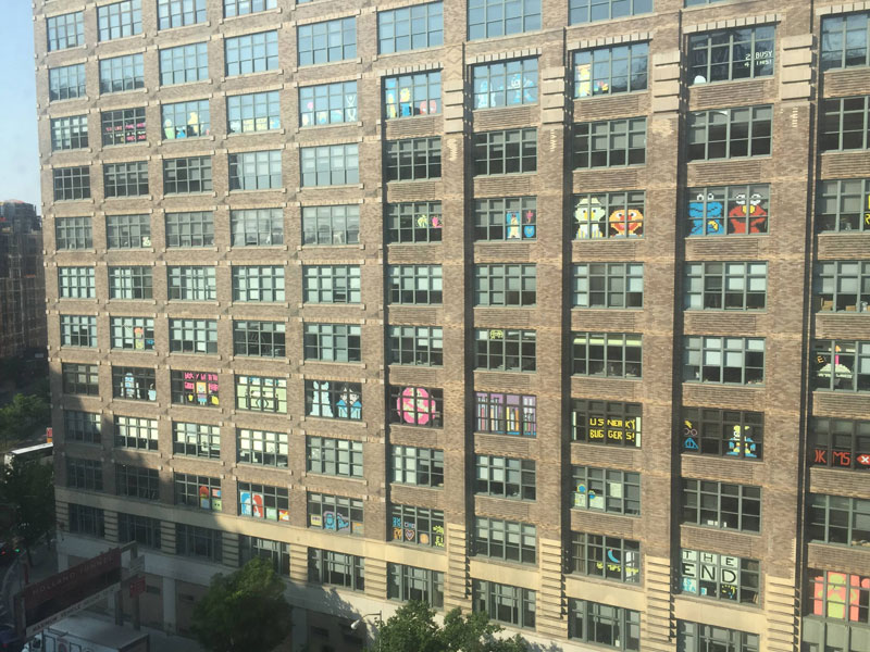Two Buildings Were Having an Epic Post-It War Until This Happened (7)