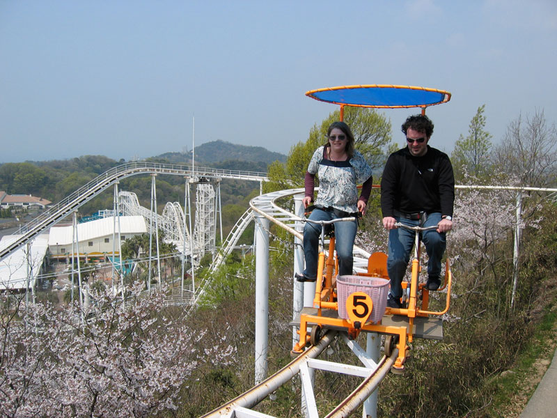 sky cycle pedal powered rolloer coaster japan (3)