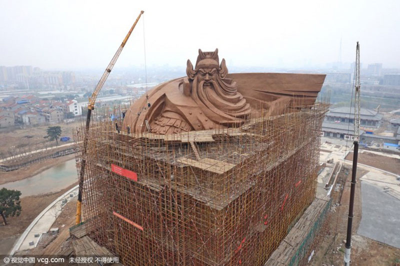 China Unveils Incredible Statue of Deified General, Guan Yu » TwistedSifter
