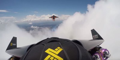 Playing With Clouds - Jetman 4K