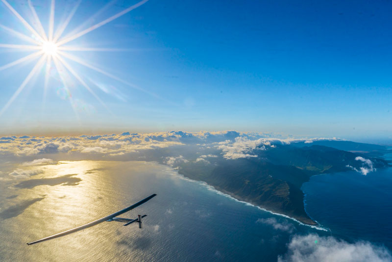solar impulse Plane circumnavigates globe Without single Drop of Fuel (13)