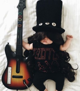 baby dress up costumes while she sleeps by laura izumikawa 14 baby dress up costumes while she sleeps by laura izumikawa (14)