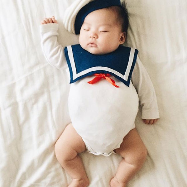 baby dress up costumes while she sleeps by laura izumikawa (5)