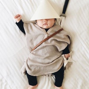 baby dress up costumes while she sleeps by laura izumikawa 6 baby dress up costumes while she sleeps by laura izumikawa (6)