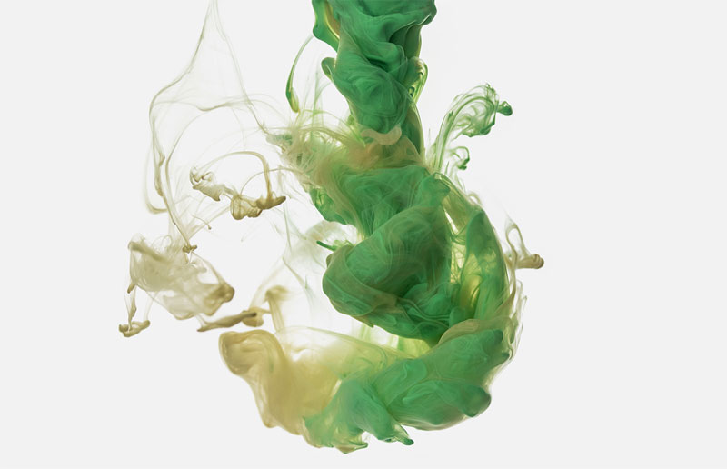 high-speed photos of ink dropped into water by alberto seveso (12)