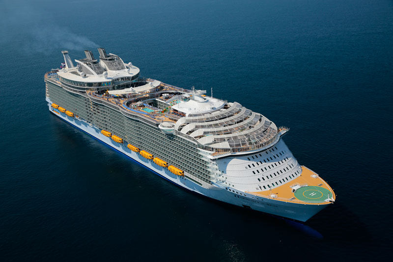 Onboard the World’s Largest Passenger Ship (25 Photos) » TwistedSifter