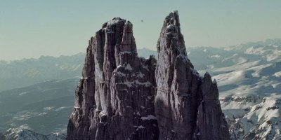 Hayley Ashburn Highlines Italy's 2800m Vajolet Towers in the Winter