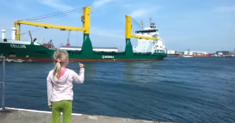 Giant Cargo Ship Politely Responds to Little Girl’s Honk Request