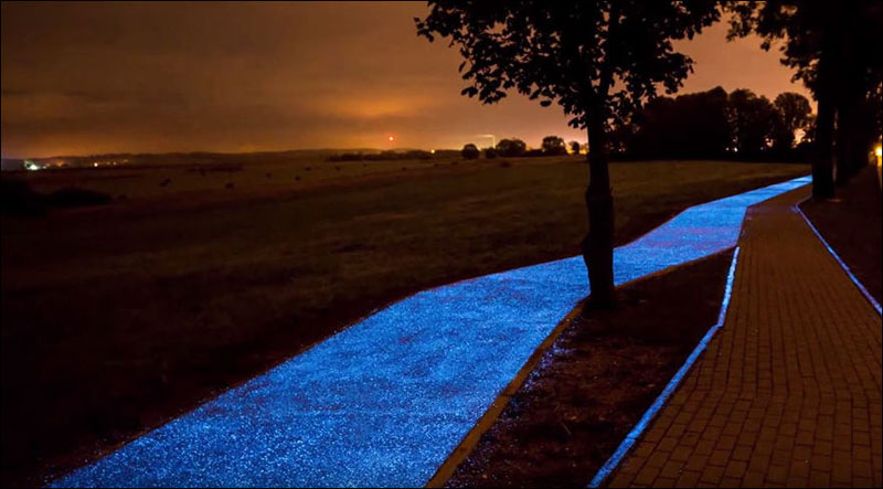 glow in the dark solar powered bike lanes poland tpa 4 Solar Powered, Glow in the Dark Bike Lanes are Being Tested in Poland