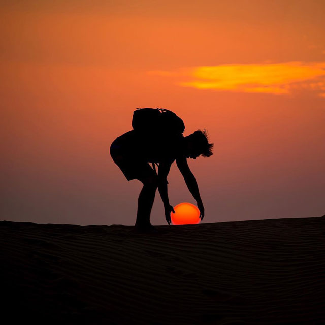 desert sun moon by dennis stever 2 Desert, Sun, Moon by Dennis Stever (8 Photos)