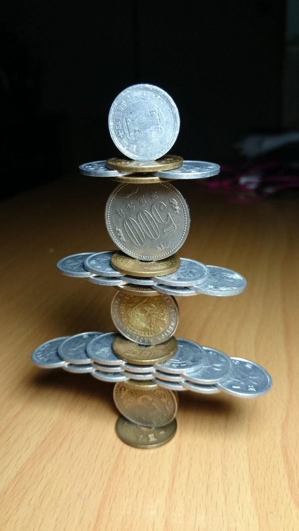 amazing coin stacking by thumb tani on twitter 2 Next Level Coin Stacking by @Thumb Tani