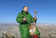 This Demonstration of Mongolian Throat Singing is Amazing