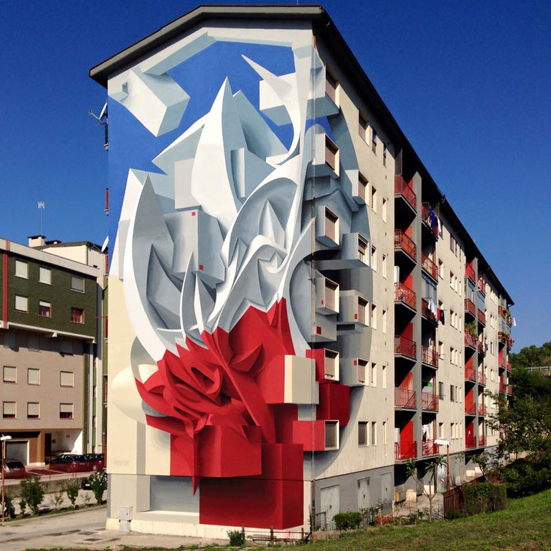 Picture of the Day: Peeta Goes BIG in Campobasso, Italy