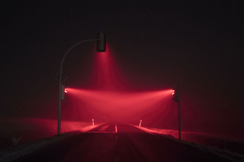 traffic lights at night long exposure by lucas zimmermann 6 Long Exposure Traffic Lights by Lucas Zimmermann