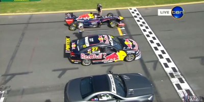 Red Bull F1 vs Supercar V8 vs Mercedes SL63