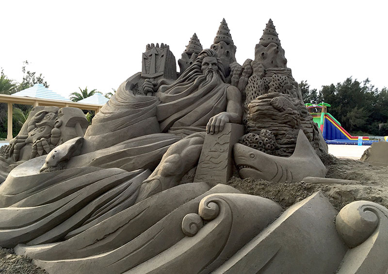 sand sculptures by toshihiko hosaka 7 Toshihiko Hosaka Creates Incredible Things Out of Sand