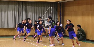 Japanese Kids Set Team World Record for Most Skips Over a Single Rope in 1 Minute