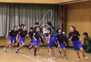 Japanese Kids Set Team World Record for Most Skips Over a Single Rope in 1 Minute