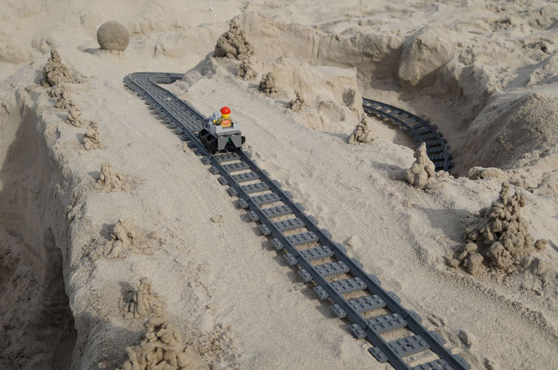 lego sand roller coaster by 5 mad movie makers 11 This Lego Sand Roller Coaster on the Beach is Awesome