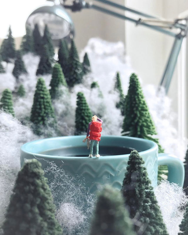 miniature scenes by derrick lin mardser on instagram 11 Guy Creates Tiny Moments on His Desk Using Office Supplies and Huge Collection of Miniatures