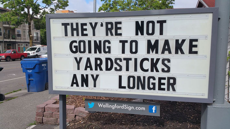 funny seattle gas station sign wallingford 18 Local Seattle Gas Station Sign Has the Best Messages Ever (21 Photos)
