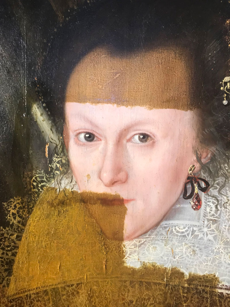 removing 200 years of varnish from a painting 3 Removing 200 Years of Varnish from a Painting Looks Deeply Satisfying