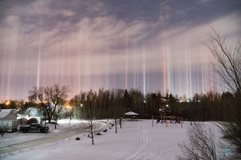 Amazing Light Pillars Spotted Over Moncton, New Brunswick, Canada